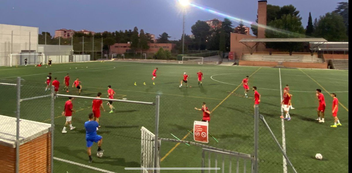 CDTajamarFutbol's tweet photo. 🔛 ¡En marcha! ⚪️🔴

El primer equipo regresó este lunes a los entrenamientos. 

¡Vamos! 💪 https://t.co/BfmydkulgQ
