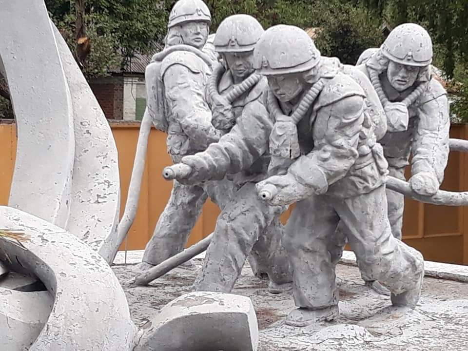 HotelInsonmia's tweet photo. @facebook me recuerda que hace 4 años escribí esto:

La ciudad de #Chernobyl2019, la más cercana al reactor que explotó en 1986, vuelve a estar habitada aunque sus habitantes sólo pueden permanecer allí 15 días y regresar después de otros 15 días fuera de la zona.

#Ucrania2019 https://t.co/wYCYhfBCH3