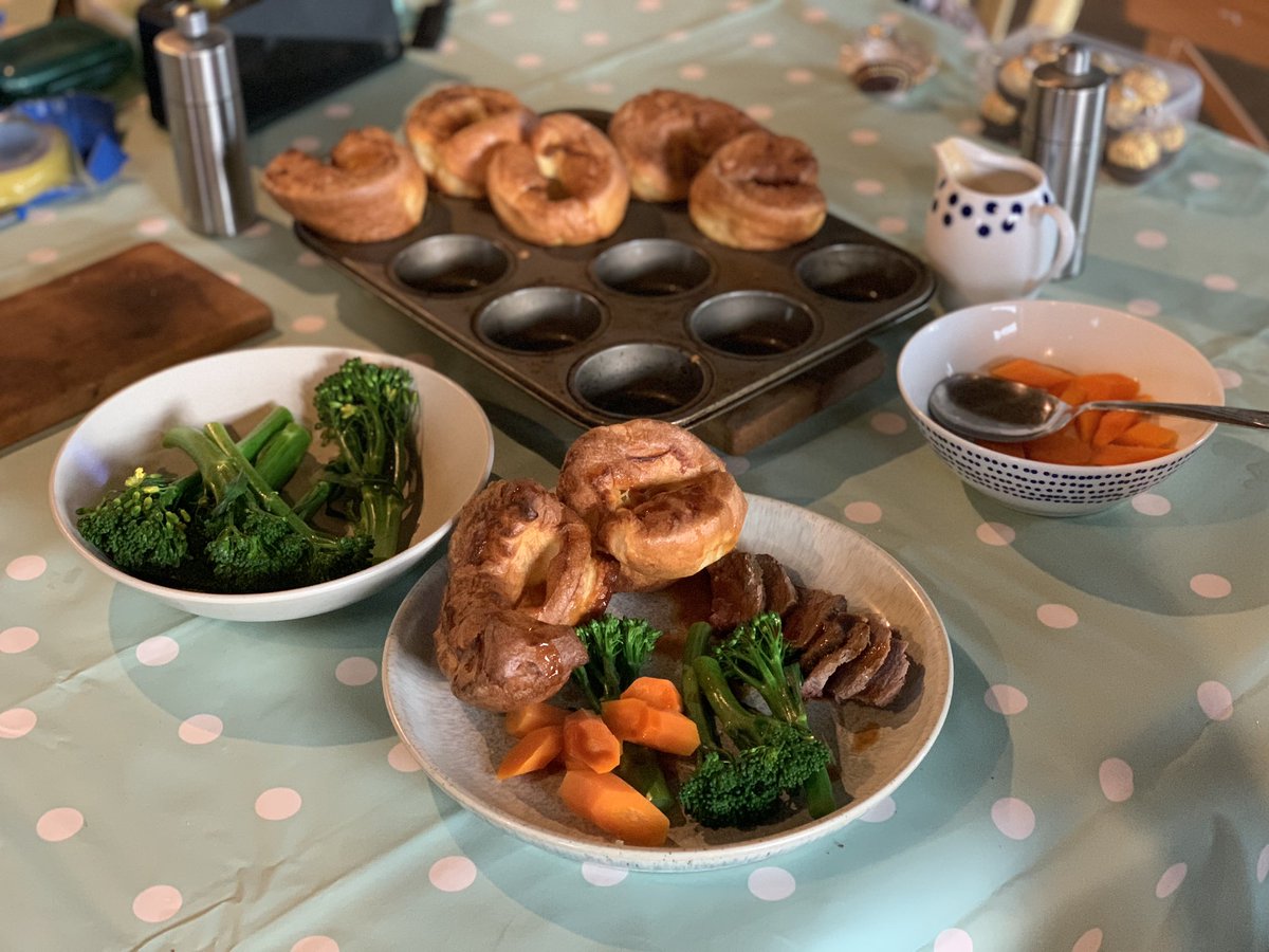 We all make mistakes. Yesterday I forgot to cook potatoes for dinner 🫣 But for someone with #dementia mistakes can knock confidence. #occupationaltherapists can develop personalised strategies to help you plan, remember & organise to maintain skills & confidence #withOTyouCan