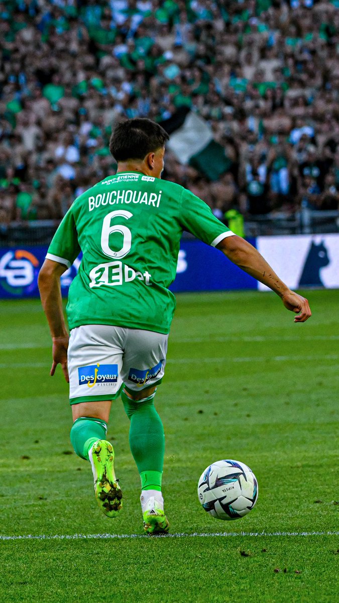 bouchouari_fp's tweet photo. Pour le plaisir de vos yeux! 📸👀❤️
📸 : BwarDesign (insta)
#ASSE #SaintEtienne #Verts #Football #Ligue1 #StadeGeoffroyGuichard #ChaudLesVerts #AllezLesVerts #ForzaASSE #ASSEFamily #FansASSE #GreenTeam #ASSEFans #ASSENation #FiertéVerte
#bouchouari #benjaminbouchouari https://t.co/jZC8vVv3gK