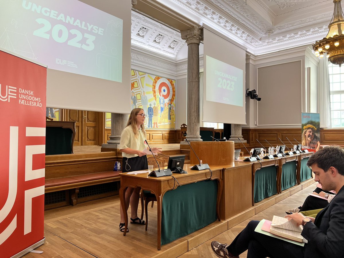 I dag lancerer vi i DUF 
✨Ungeanalyse 2023 ✨
Her er de tre vigtigste pointer👇
#dkpol #vierDUF #trivsel #dkmedier 

duf.dk/artikel?tx_tcc…