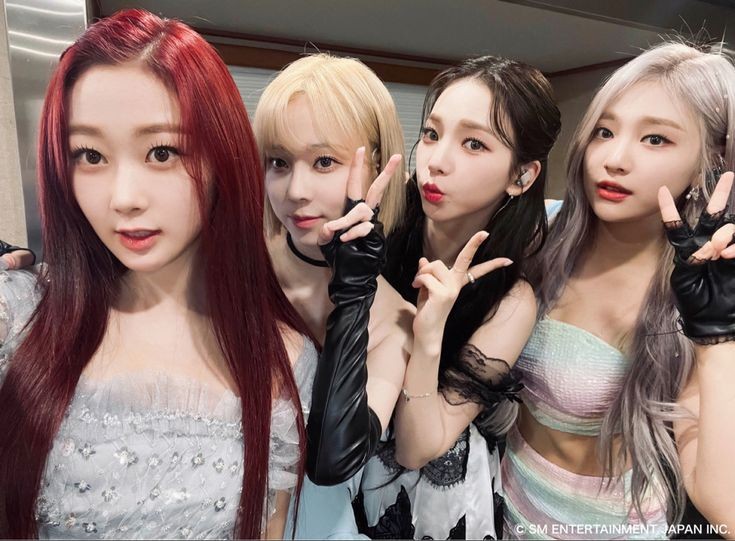 _EL7Z_UP_'s tweet photo. Just 4th gen gbands with the best concepts https://t.co/ZixoppwXyJ