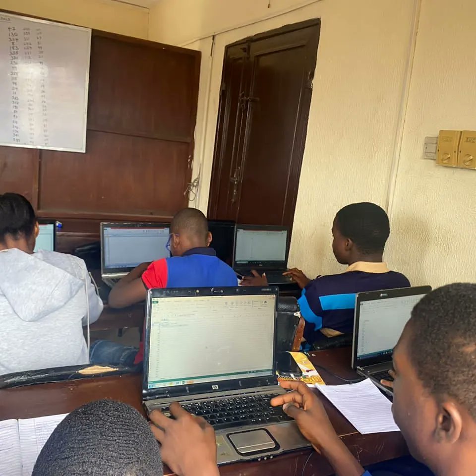 DotsICT's tweet image. &quot;🌞 Join us for our ongoing summer classes, tailored for both kids and adults! 📚👩‍🏫 Don&apos;t miss out on the exciting learning journey. Calling all computer enthusiasts – our computer science classes are also in full swing! 🖥️👨‍💻 #SummerLearning #ComputerClass #EducationForAll&quot;