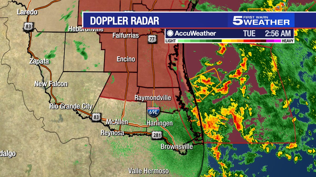 KRGV_Weather's tweet photo. {2:58AM TUESDAY 8/22/2023} The first bands of rain are starting to come into coastal Cameron and Willacy counties. Expect heavy rain at times this morning and throughout the early part of the afternoon. Winds could exceed 50 mph at times this morning. https://t.co/2fZUykREAc