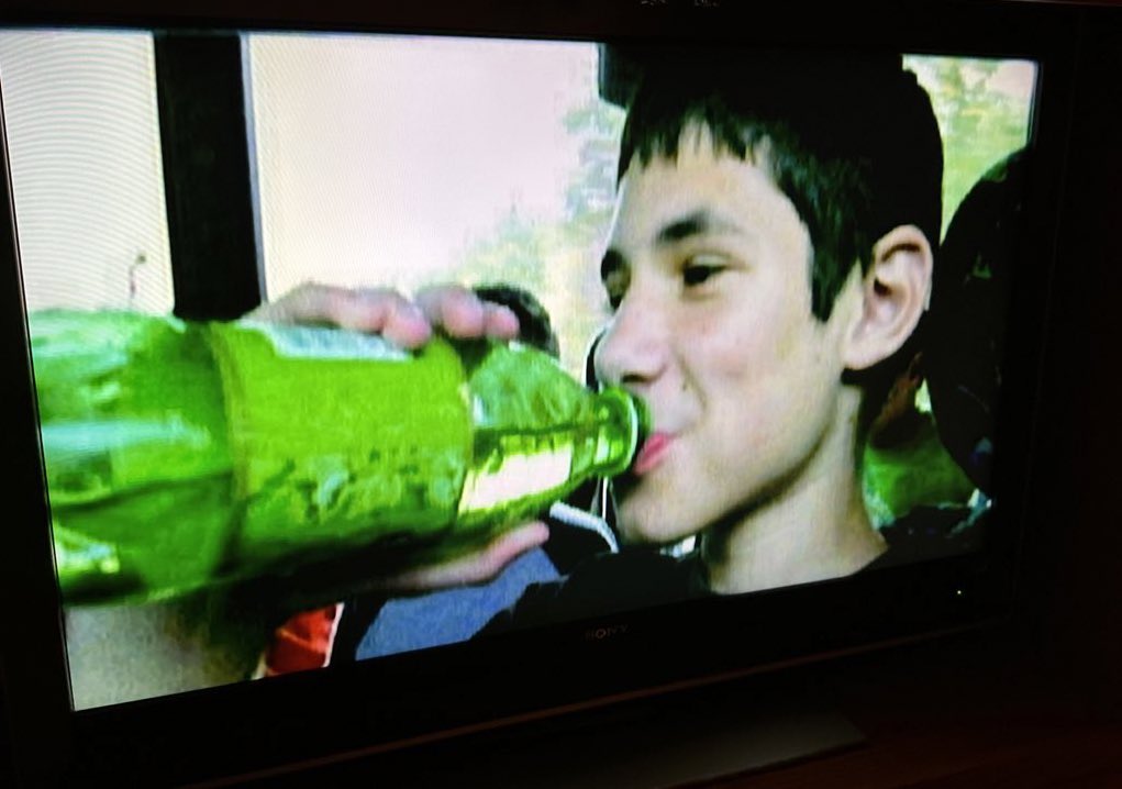 Me drinking ginger ale or sprite on a class camping trip circa 2010 🔥🤘🏼🚌🥤🌲 #babymav #lookatthishappylittledude #foreveryoungiwannabeforeveryoungdoyourreallywanttoliveforeverforeverandever