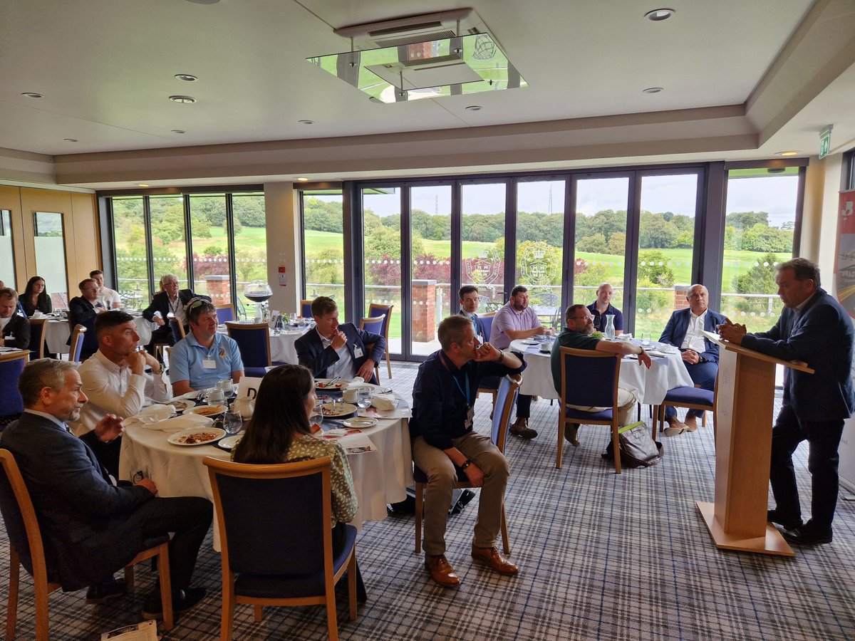 hantschamber's tweet photo. ⛳ What a wonderful way to start the week yesterday, in the company of 30 members, for our summer #PureNetworking at @royal_gc
Thank you again to our host's at the club, training partners @GoodSkillsTrain I.O.W & Hampshire for joining us, and all who came along and spoke. https://t.co/B4OS333TZI