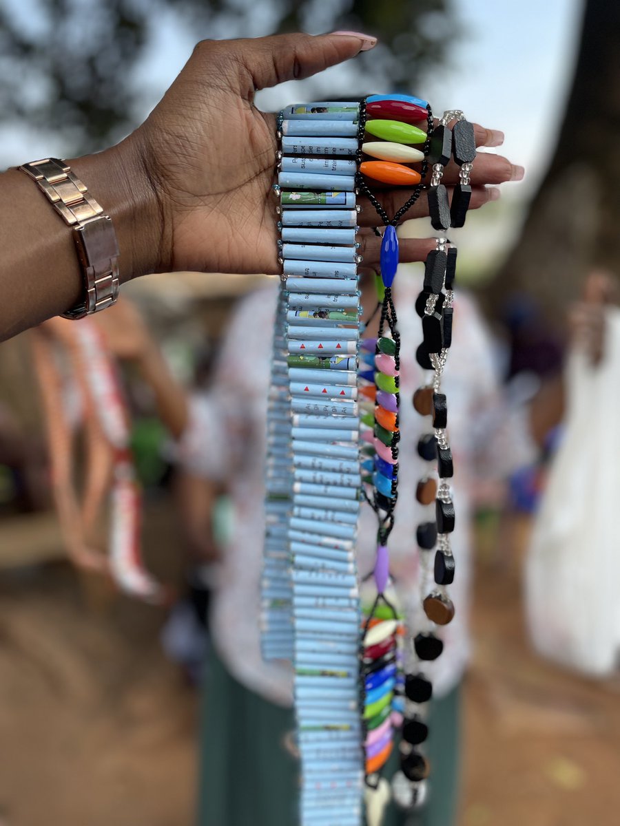 AloraInitiative's tweet photo. Happy Tuesday folks 😊

Meet Betty, one of the women who is part of our Financial Class. 

She is an entrepreneur who is starting from scratch, rewriting her narrative and using Entrepreneurship as her bridge to empowerment. https://t.co/a1jlrXKf1M