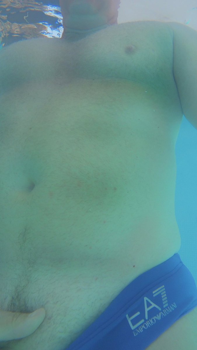 theshavedone67's tweet photo. Look what I'm doing ... Underwater strip! 😱
#swimbrief #swimslip #cock #dick #penis #getnude https://t.co/V5dhDCHAWY