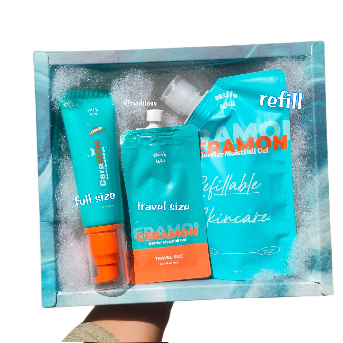 nadiloss's tweet photo. Sp yg mikir skincare harus mahal? BIG 🙅, skrng ada skincare murah yg WORTH! Kaya Moisturizer favorit ak yg skrng udah ada REFILL nya ❗lebih murah dan praktis!
✨Prettywell CeraMON Barrier Moistfull Gel 100ML ✨
#prettywell #skincareuntukpelajar #reviewlala #racuninskincare https://t.co/dSSPxx0uv1