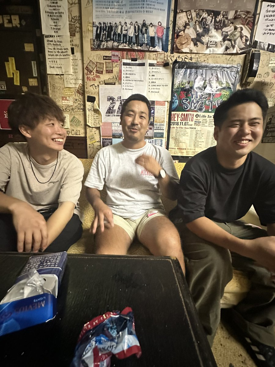 KisekiWeb's tweet photo. 【カムバック🫡】

先日のライブから！
前メンバーナカタロウが再加入！🔥
@nakataro55 

と同時に大樹が辞めてました！
3人の方がちゃんとバンド！笑

我々いつも良い感じ！
今後ともよろしくお願いしますー！ https://t.co/K4XnwzfH3s