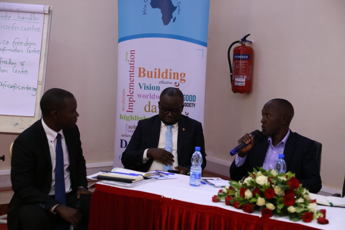 africafoicentre's tweet photo. Research report: Journalists' safety is a significant concern in Uganda's media industry, with both male and female journalists facing threats. @BrMutebi @UNESCO @nbstv @UMWAandMamaFM https://t.co/kMh2mYzXDO
