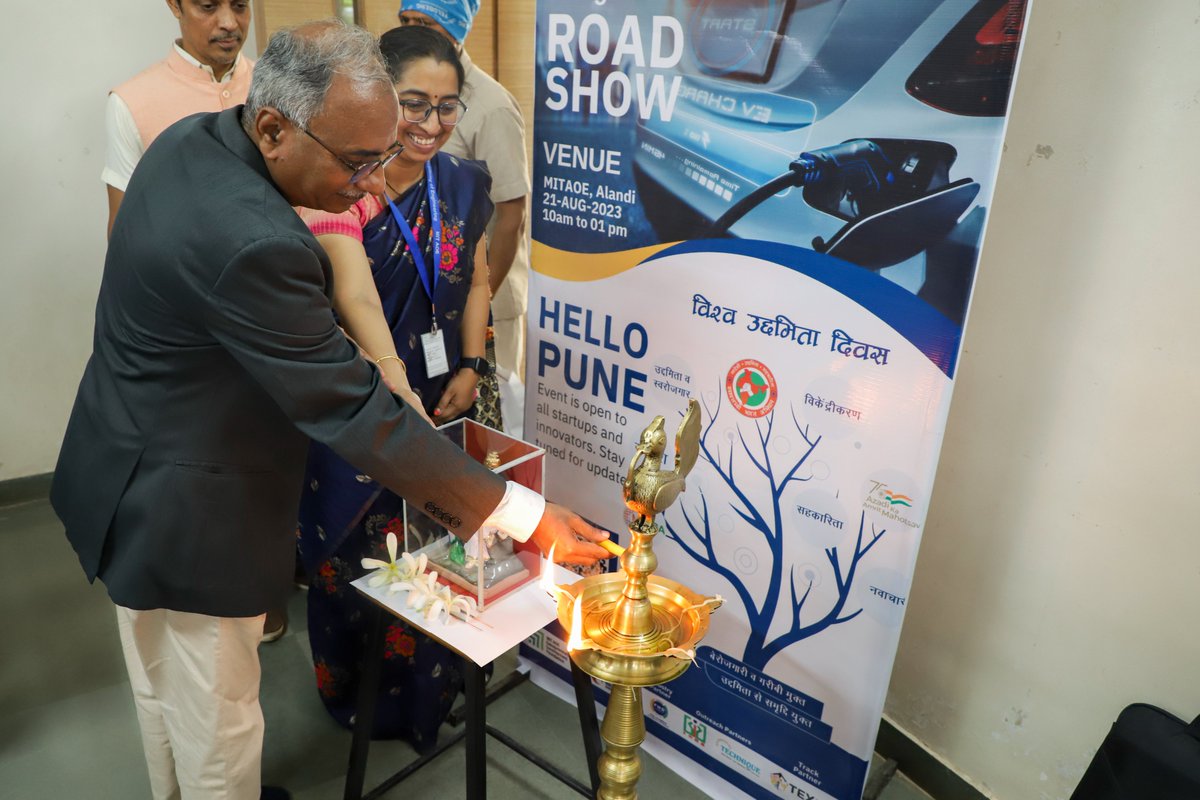MITAOE's tweet photo. We celebrated World Entrepreneurship Day (Vishwa Udyamita Diwas) and hosted a roadshow in collaboration with iCreate, Ahmadabad.
#enterpruner #enterprunership #startup #startups #startupsuccess #startupindia #mitaoe #education #educational #educationalcontent #engineering https://t.co/oouVkQpAeq