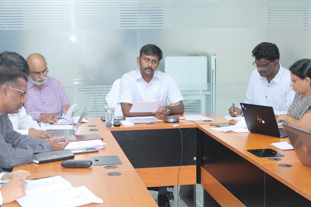 ap_agriculture's tweet photo. Today Sri C. Hari kiran I.A.S. Spl. Commissioner of Agriculture has conducted Video Conference with all DAO’s, ADA’s and MAO’s in the state and reviewed various Departmental schemes. https://t.co/eOaR9rCrzL