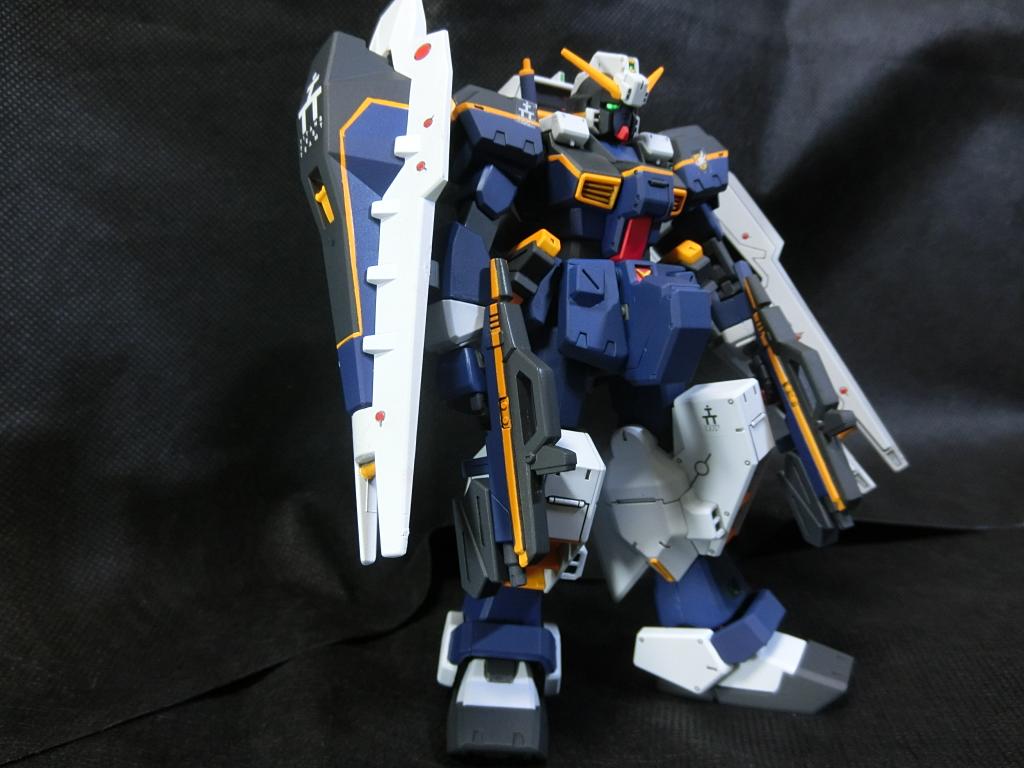ausgang255's tweet photo. ミスの修正をミスなスパイラル
しかし大変勉強になりました
#ガンプラ 
#初代ヘイズル
#ティターンズ https://t.co/MYjDsDTPtK