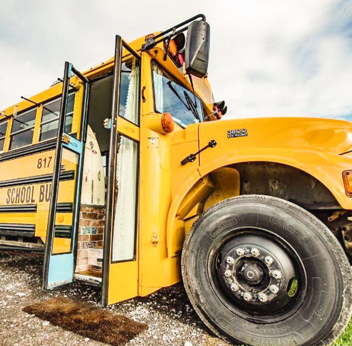 schoolbusstays tweet picture