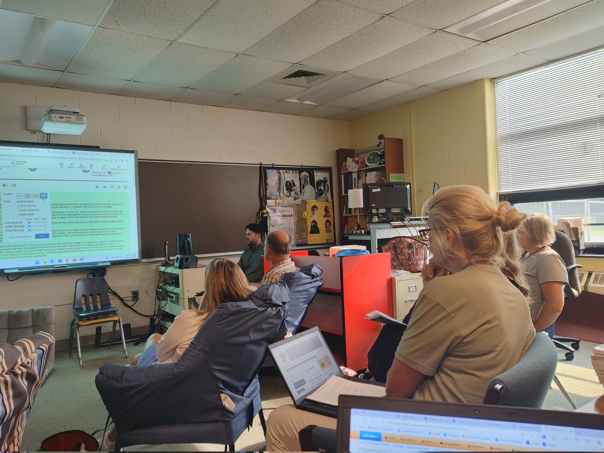 Hey PaxFam! Hope you're enjoying your last days of summer break! Teachers and staff are back at it, getting ready for the first day. I am with my fellow middle and high school librarians learning more about our online databases! 😄💻📚