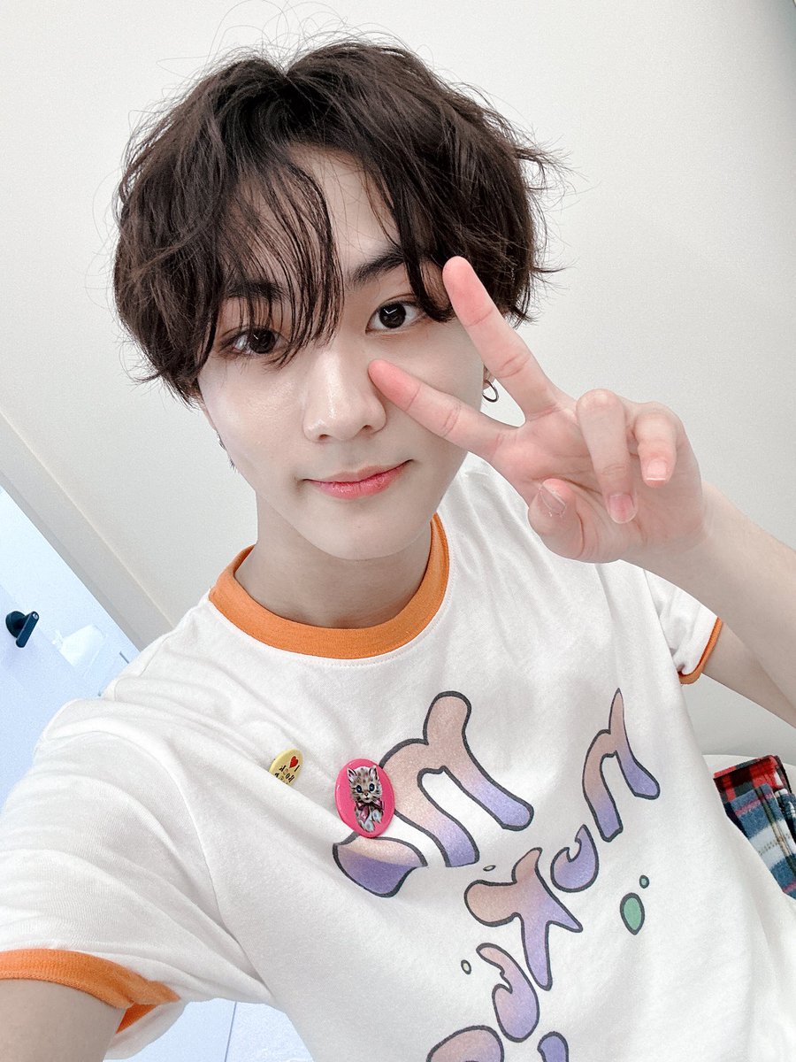 WVRS | 230822

#JUNGWON 🌟 wrote a post:

Found it

#정원 #ENHYPEN #엔하이픈 <a href="/ENHYPEN_members/">ENHYPEN</a> <a href="/ENHYPEN/">ENHYPEN OFFICIAL</a>