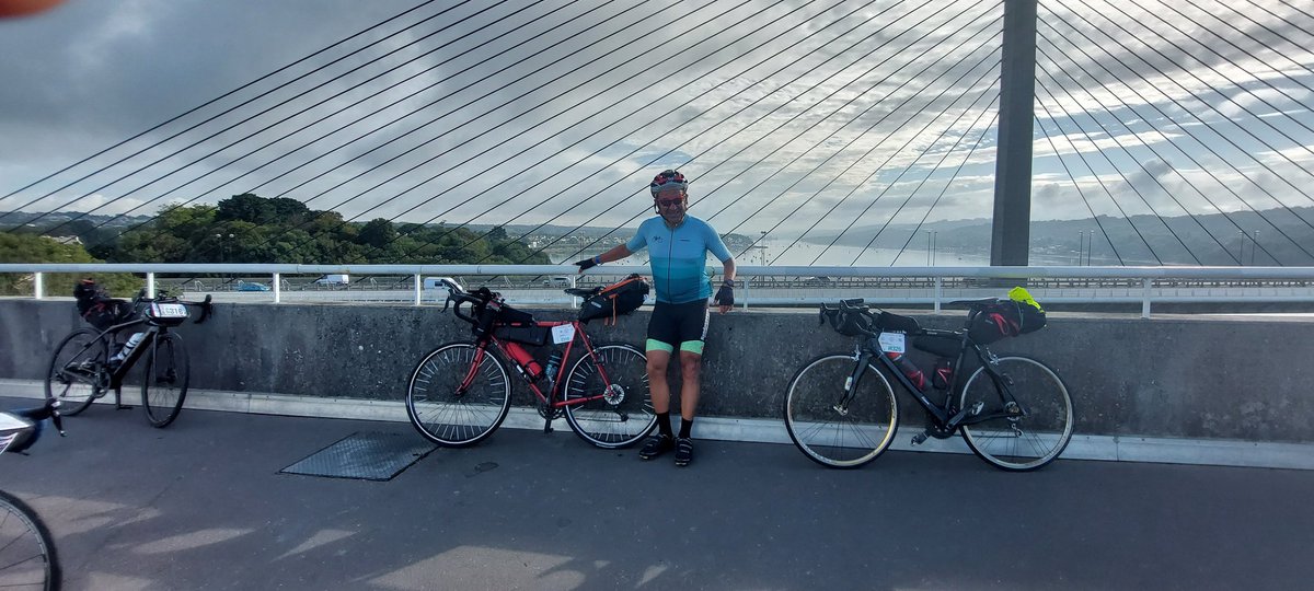 jj99211's tweet photo. After arriving to Brest, we have our way back to Paris. Now in Carhaix, km 697. Too hot.
#PBP2023 @BiciVivir @pakefte @pedalibre @gdcpueblonuevo @CD_Ciclocubin @FECT_oficial https://t.co/MXXs4zBJPR