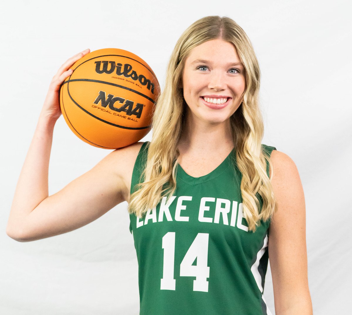 Hey Storm Nation!  If you happen to see <a href="/alexislehmkuhl/">alexis</a> out and about on campus today, be sure to wish her a happy 22nd birthday!