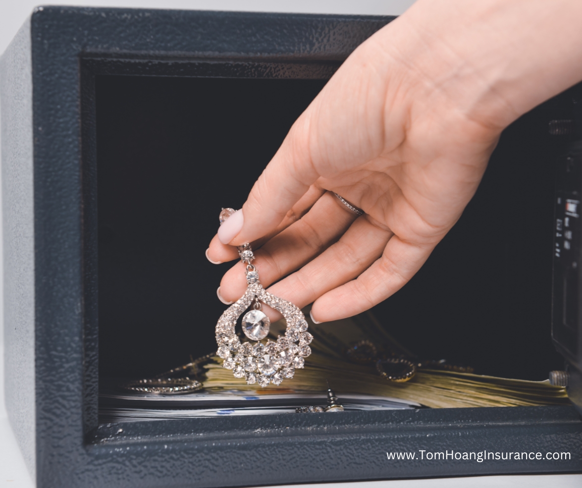 SFTomHoang's tweet image. 📝 Did you know? Insurance can cover more than you think. Learn about what valuable items you can insure. Call us Today at 658-802-8689! #InsuranceFacts #CoverageExplained