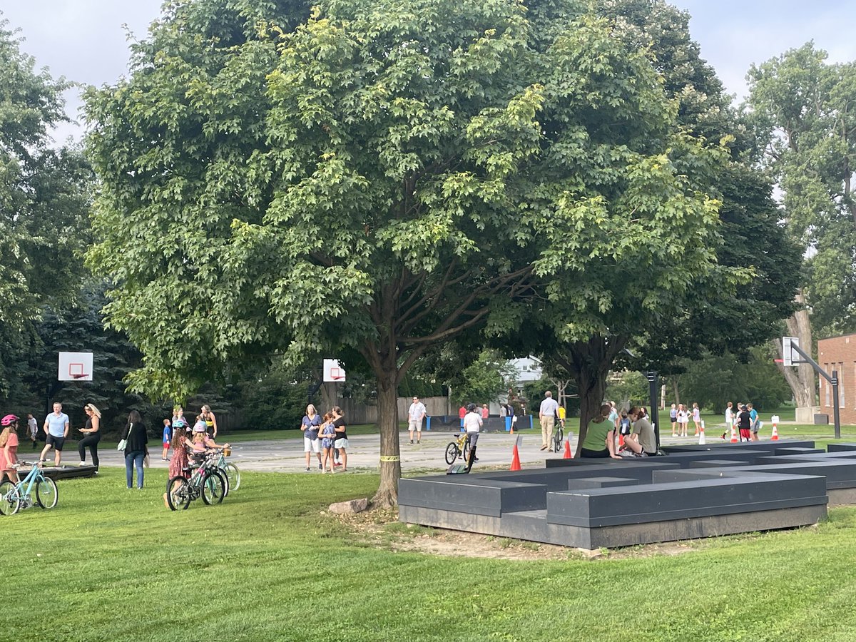 Highcrest/WJHS tweet media