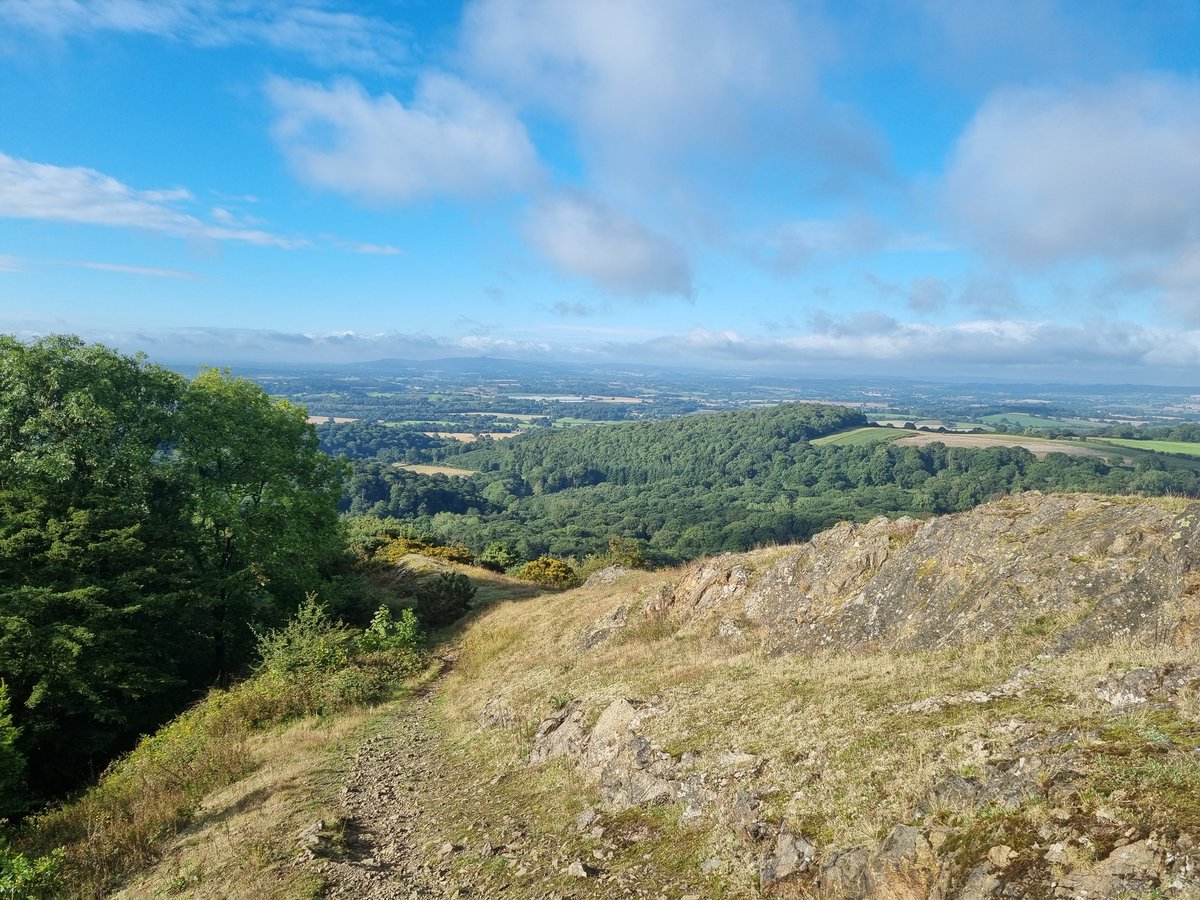 #malvernhills trails 😍 with my buddy Kip dog 🐕 💙 @_Run1000 #soulfood