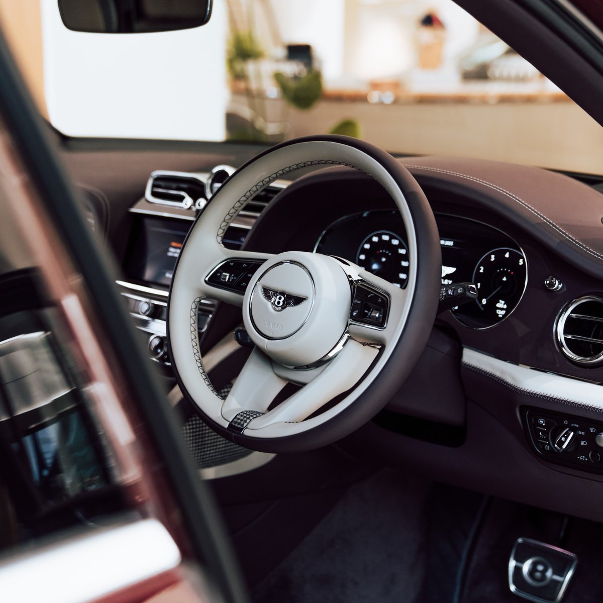 huntsmansavilerow tweet media