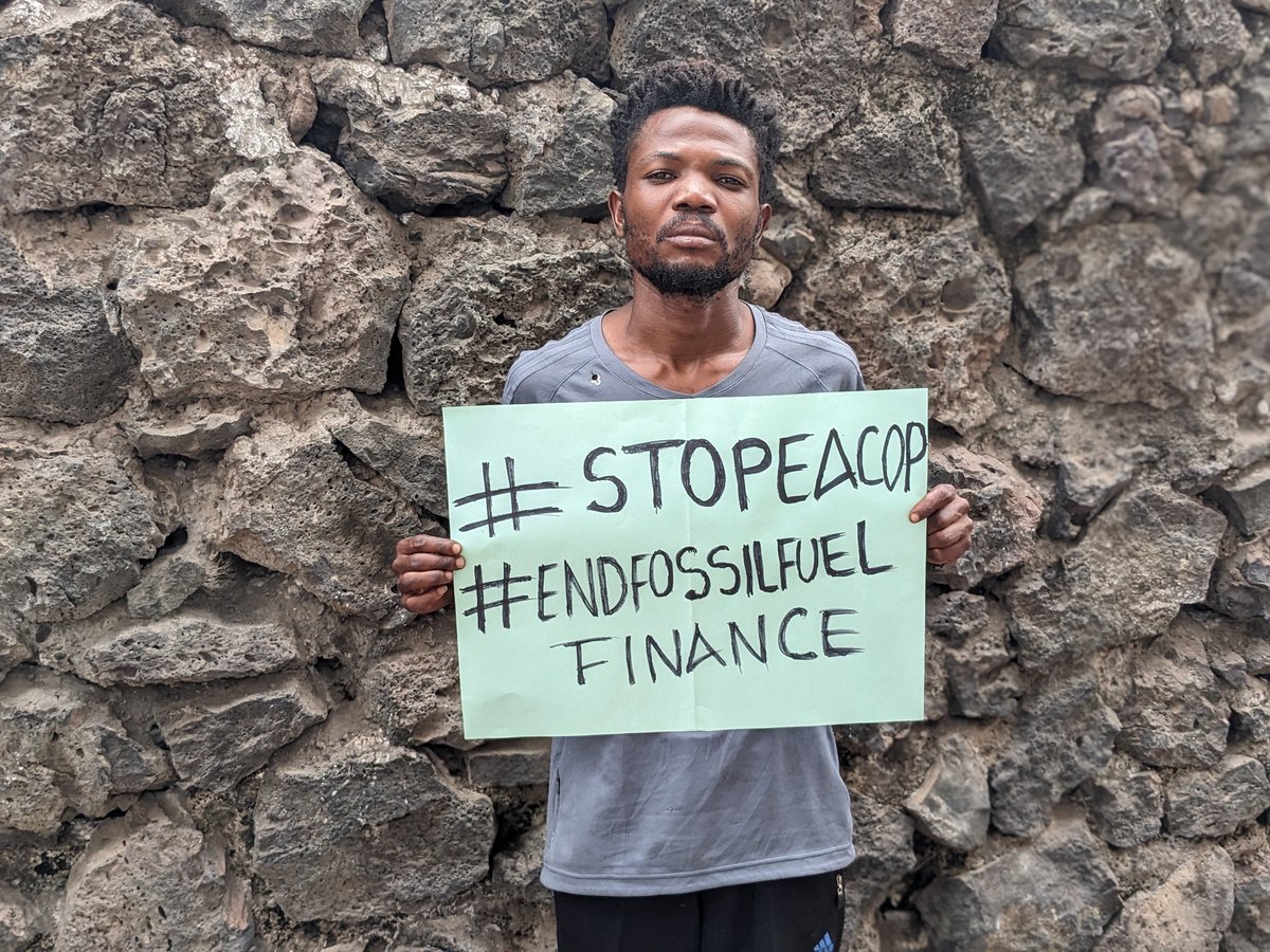 XR_RUTSHURU's tweet photo. From #DRC, we express our solidarity with the activists protesting in South Africa outside the venue of the Brics summit. On this occasion, we call for an immediate halt to funding for fossil fuel industries in Africa.

#STOPEACOP
#BRICSPROTEST
#ENDFOSSILFUELFINACE
#SAVEVIRUNGA https://t.co/kgTYVniIcW