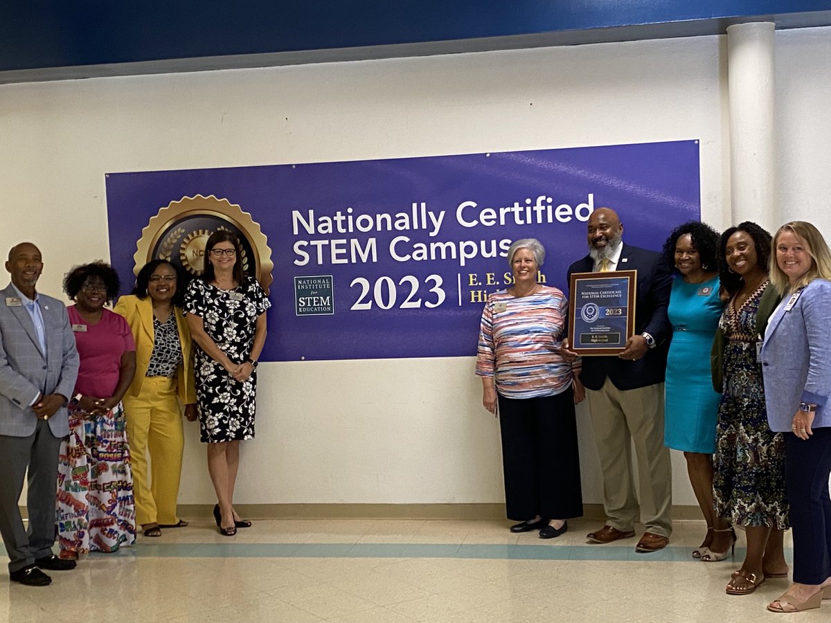 Congratulations to the EE Smith HS on their Nationally Recognized STEM campus and including ⁦@cte_ccs⁩ in their STEM certified teachers!