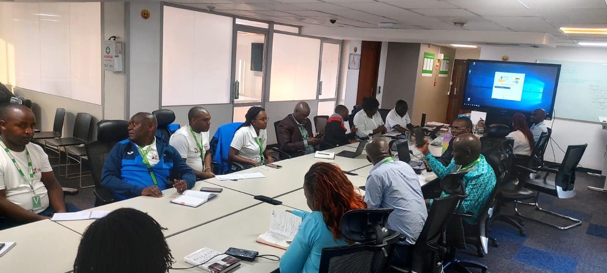 qonasacco's tweet photo. We love ❤️ visitors ! 

What a pleasure it was hosting and exchanging key industry notes with one of the leading SACCO’s in Kenya  @police_sacco 

Great benchmarking experience &amp; knowledge sharing

#police_sacco #cooperativesociety #financialinclusion #Kenya #SACCOs https://t.co/EwGDUNAQqs