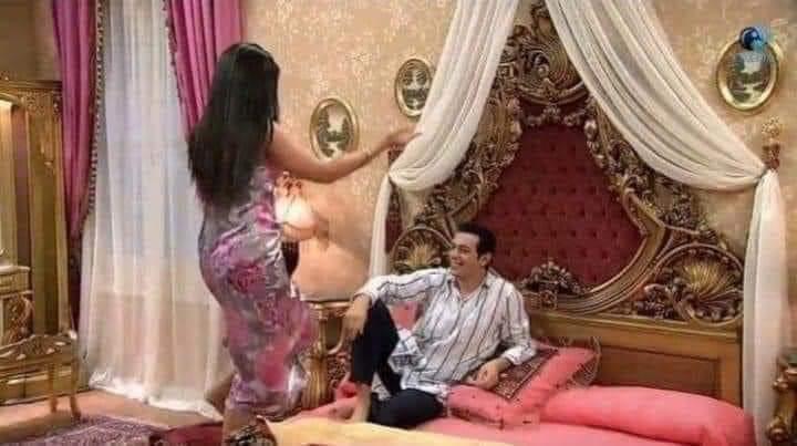 walidRamos15's tweet photo. _الناس بتتجوز عشان تخلف وتشيل مسؤليه. 
= اللي عاوز اتجوز عشانه https://t.co/gvztdOe3qS
