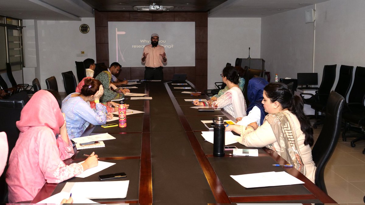 fuislamabad's tweet photo. Workshop on "Research Data Gathering Tools"
The Department of Dental Education & Research at FUCD&H successfully organized an enriching workshop on the 17th of August, 2023. This dynamic workshop, held in the prestigious Conference Room.
#FUI #FoundationUniversity #FUCD https://t.co/Bi7sUnF0Rv