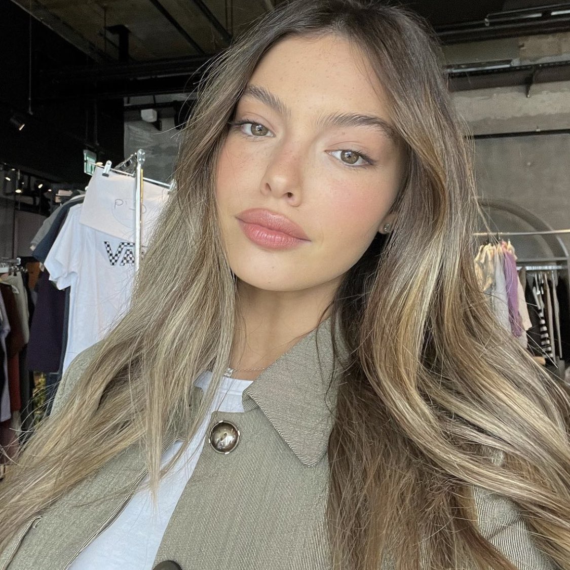 ccIumsy's tweet image. hi ‼️ i do #openfollow for western rps ONLY. kindly retweet to this tweet and i’ll shoot you a follow 🔫