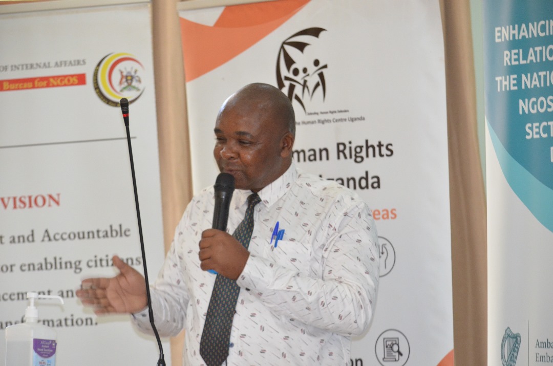NGObureau's tweet photo. ''NGOs need to be monitored to ensure accountability, boost employee productivity and evaluate their performance.'' Mr. Kutosi Kassim Nasibu- Deputy CAO Moroto District. #NGORegulatoryFramework https://t.co/Bs62n2W74w