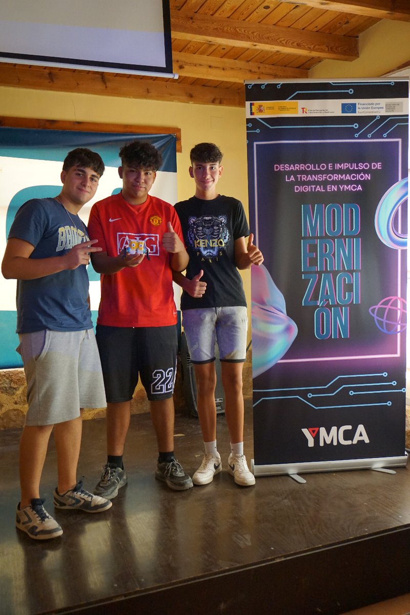ymca_esp's tweet photo. 🔌🤖 Descubre el futuro con LEGO SPIKE PRIME en Priego. Diseña, programa y crea la próxima revolución tecnológica.
¡Innovación en tus manos! 💡🎥
#LEGOtech #ExploraPriego #Modernización #TransformaciónDigital https://t.co/j8F6m74d5S