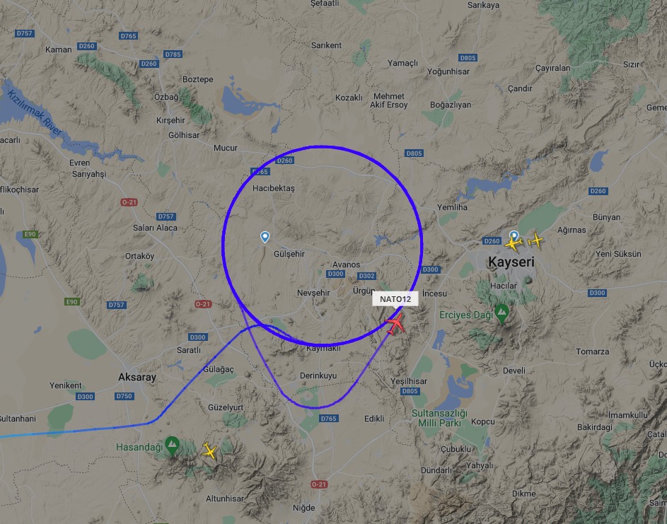 🔴 NATO'ya ait erken uyarı ve kontrol uçağı, saat 9.34'den bu yana Nevşehir üzerinde uçuş gerçekleştiriyor.