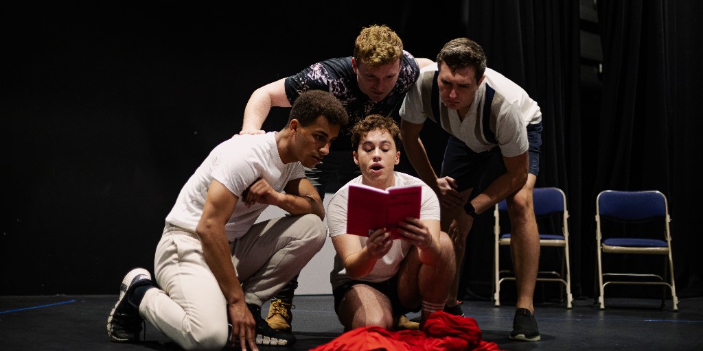Reading Rep Theatre tweet media