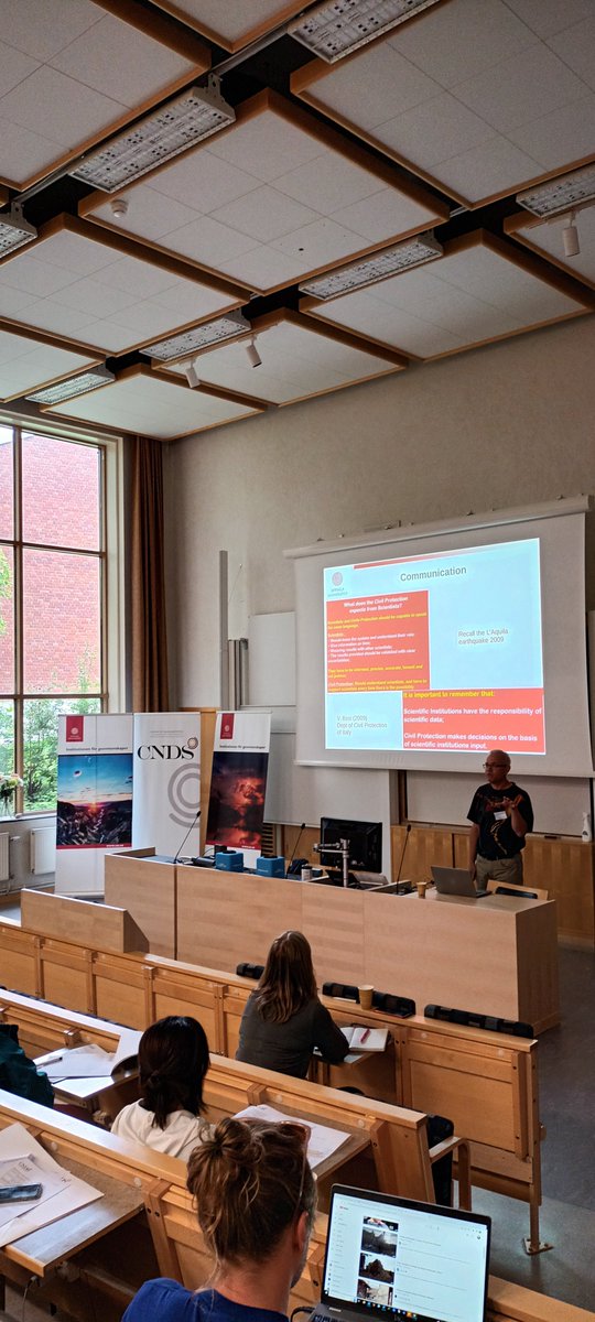 CNDS_Sweden's tweet photo. 🥗 Just before lunch at the @EuroGeosciences
/#CNDSsummer School, Björn Lund (@UU_University University) on the role of scientists in communicating #uncertainty.
#sciencecommunication
Read more at https://t.co/LQks14QmaA https://t.co/DIiNAzbdit
