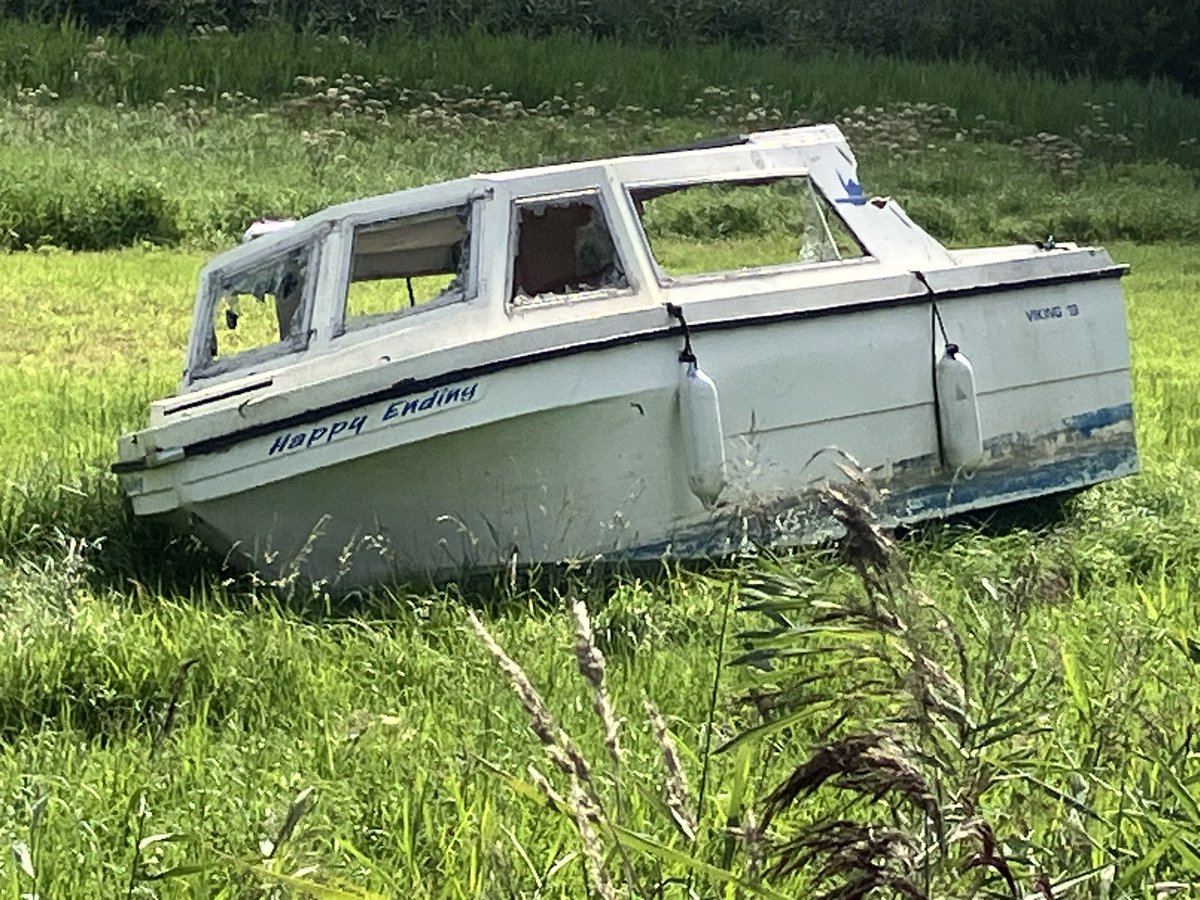 WoggleAdventure's tweet photo. Spotted on our way to Taunton doing the #jogle - happy ending? The canal was 15m away! @1stCFScoutGroup @HampshireScouts @SomersetScouts @GirlguidingSWE @BBCCiN #Brickfieldsbigbuild #epicadventure #werenotlost! https://t.co/b0MMYp8k0a