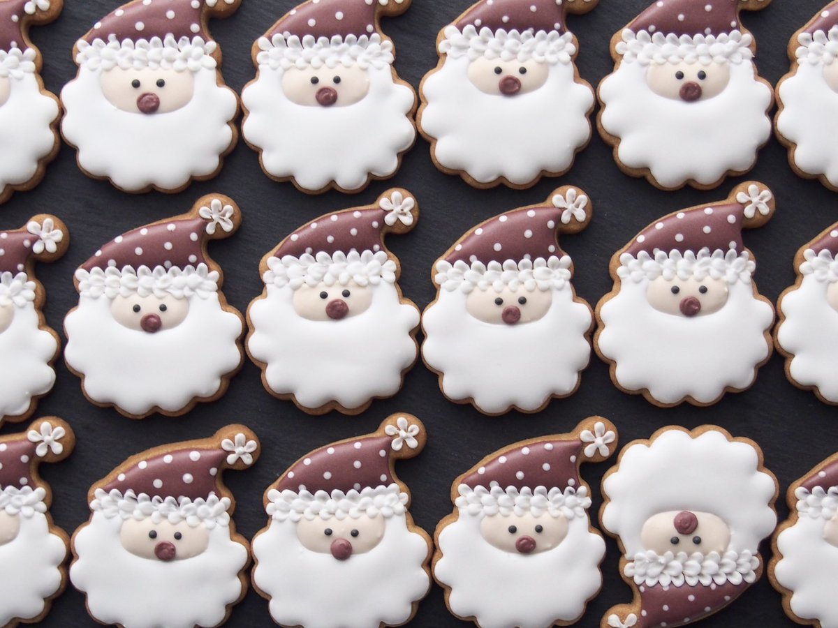 hinagi_cookies's tweet photo. 最近フォローしてくださったみなさんへ

実は、秋冬商品のほうが自信があるので、ぜひ楽しみにしていてください！！！！！ https://t.co/od2pjZ53sW