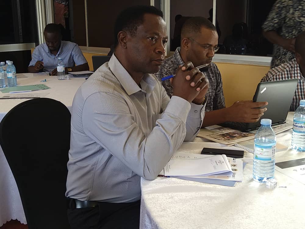 MAAIF_Uganda's tweet image. Control of Transboundary Animal Diseases: Day two of the consultative meeting on the control of Foot and Mouth Disease and other Transboundary Animal Diseases is on in Kampala. 

Participants are discussing the role of Public-Private Partnerships (PPPs).

#FMDControl 
#TADControl