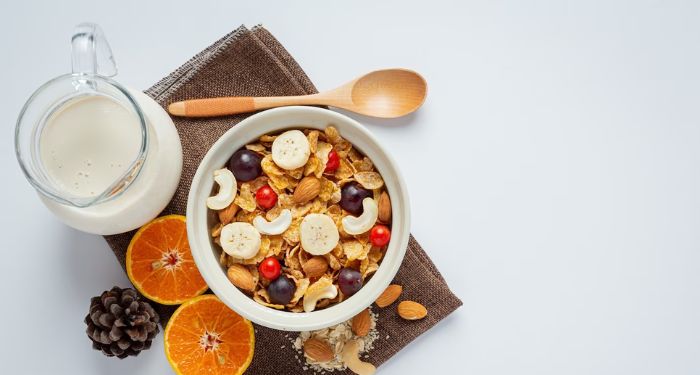AtozEarth's tweet photo. Looking to add a little more excitement to your morning routine? Look no further than these 17 delicious cereal recipes that are sure to start your day off right. Whether you're a fan of classic cereal flavors or looking to explore new combinations,

https://t.co/7weKfAvrbm https://t.co/2GBuYxwv5l