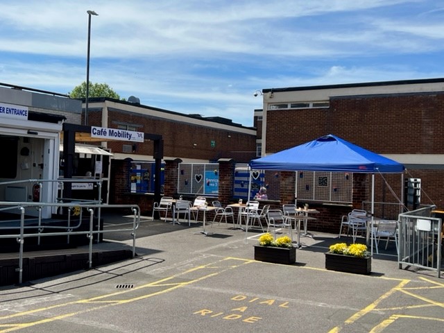 Want to pay less for lunch? Check out the prices below 👇👇
👉We serve toasties or sandwiches with a filling of your choice Monday-Friday from 08.30-15:00
👉You can Pre-Order food &amp; drink by TEXT to 07471 393564
👉We are based in Sanford House rear Car Park with outdoor seating