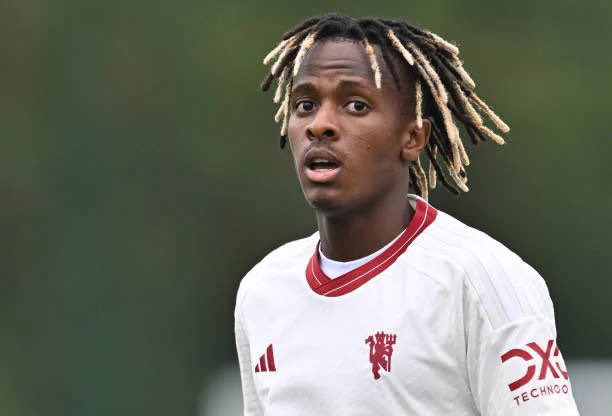 _utdjack_'s tweet photo. #ManUtd have agreed to the PERMANENT sale of Noam #Emeran to #Dutch side FC Groningen!
#mufc and Erik #TenHag see the move as positive for Emeran as he will learn to improve in the #Netherlands!
#ManchesterUnited have a sell in clause in this deal, also they may have right of first refusal to any future sake
