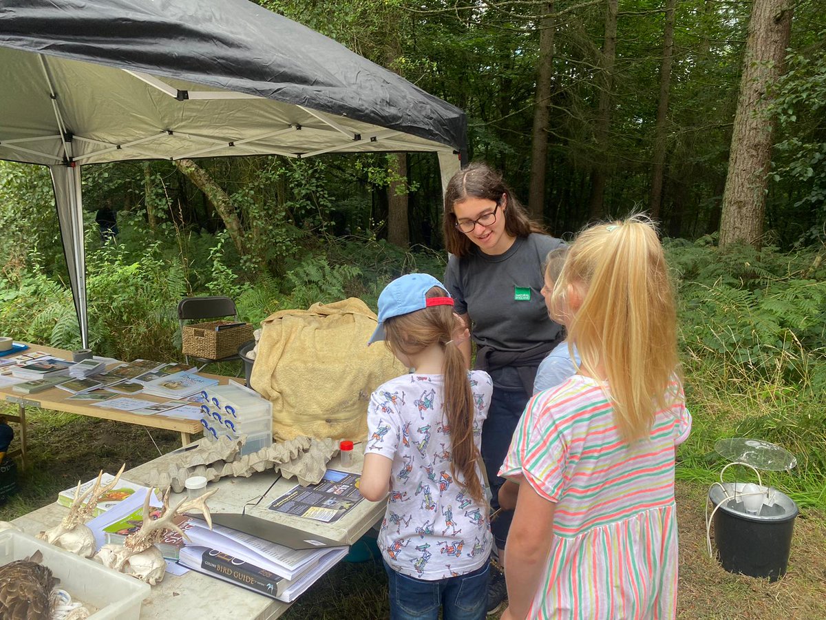LDV_NNR's tweet photo. Thanks to our great team @RoxVassie @niqvassie & @greenunderwing for running a stall at the #ForgeValley and Raincliffe Woods event at the weekend - great to see such a good turn out and so many families and children present. As one young visitor put it - the best day ever! https://t.co/7tcnRdYXyc