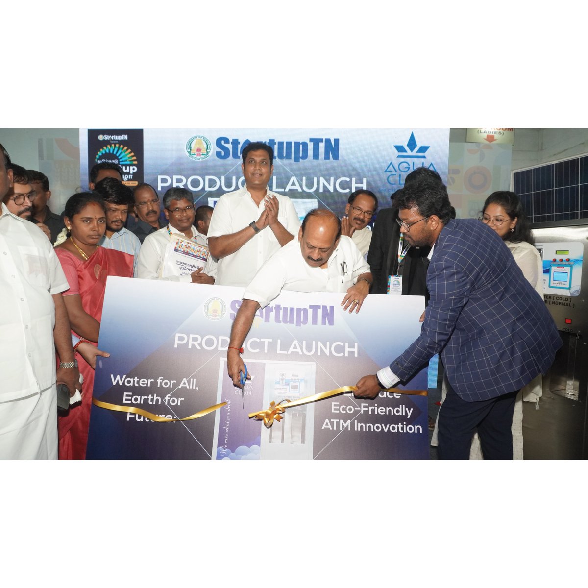 aguaclan's tweet photo. The launch of our innovative Solar Operated Water ATM with multiple payment options!
#startup #tamilnadu #anbarasan #honorable #minister #newinventions #wateratm #aguaclan #startuptn https://t.co/S2Gyb50yC4
