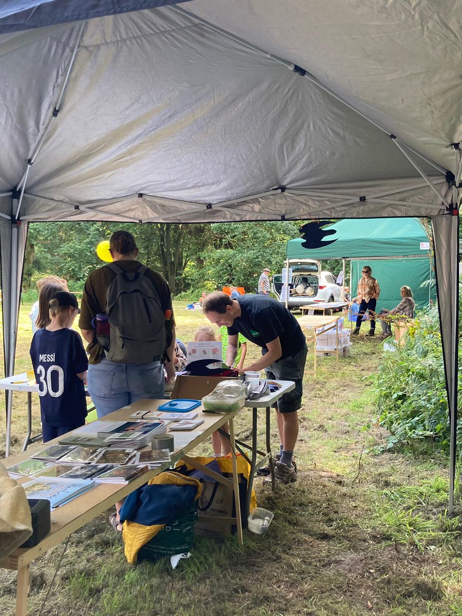 LDV_NNR's tweet photo. Thanks to our great team @RoxVassie @niqvassie & @greenunderwing for running a stall at the #ForgeValley and Raincliffe Woods event at the weekend - great to see such a good turn out and so many families and children present. As one young visitor put it - the best day ever! https://t.co/7tcnRdYXyc