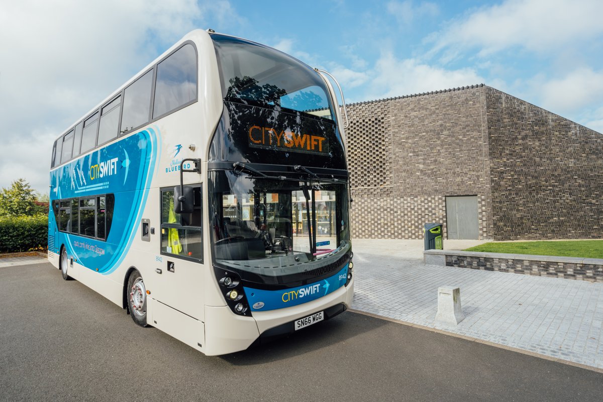 MidBluebird's tweet photo. Our #CitySwift launch event took place at the Battle of Bannockburn Visitor Centre on 16 August, with colleagues from local authorities, politicians and other partners in attendance.

A successful day previewing the new buses and discussing future plans for the business 👍 https://t.co/HFrkVcBQFu