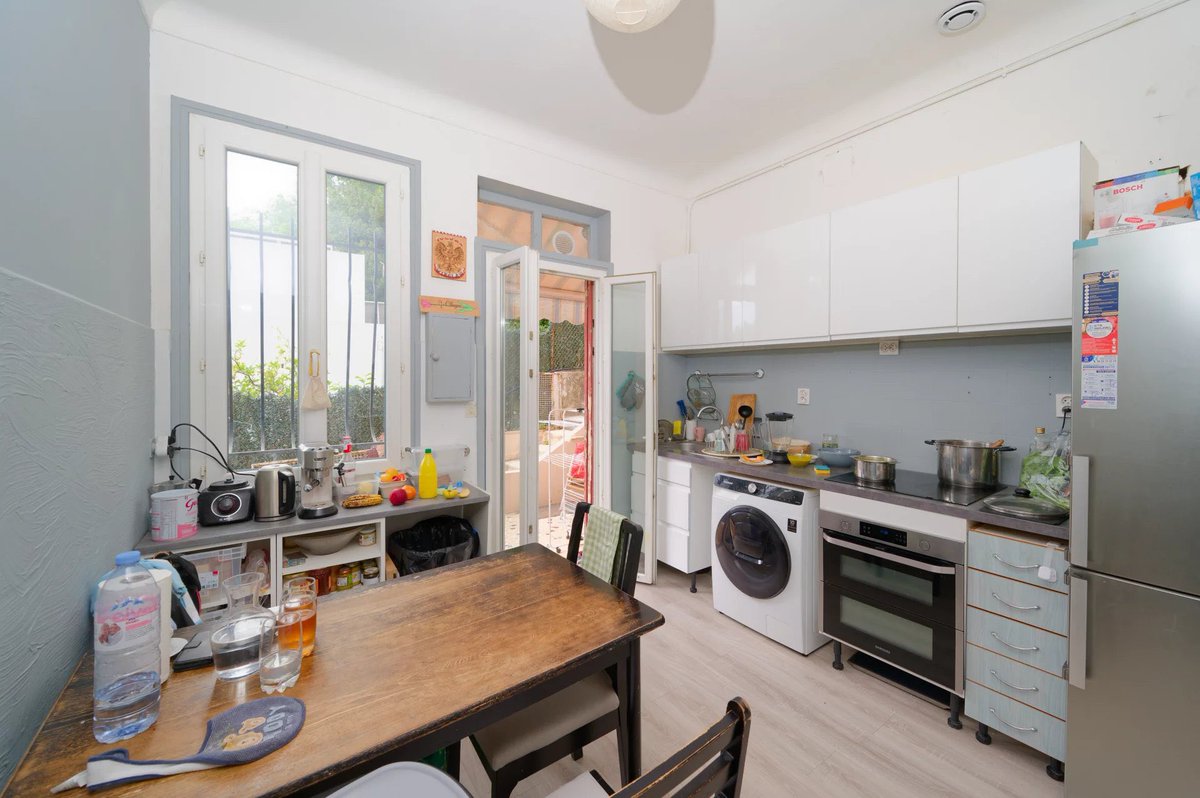 EasyImmoNice's tweet photo. EXCLUSIVITÉ : NICE CIMIEZ / VALROSE :
Proche collège Matisse et Faculté de Valrose, 3 pièces de 77 m² avec sa terrasse plein Sud au calme absolu.

Prix : 339 000 €
Plus d’informations au 04 93 80 40 80.

#easyimmobilier #nice #cimiez #valrose #appartement #vente #immobilier https://t.co/OAjUiv2bQB