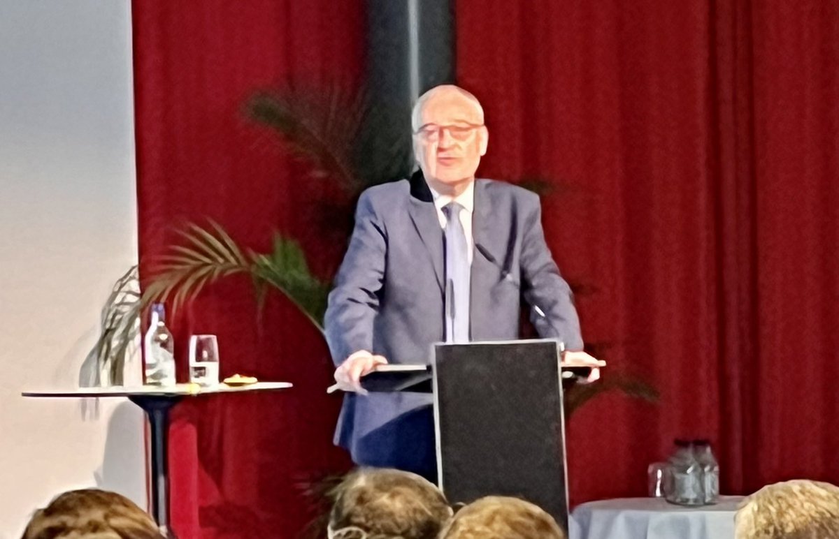 Embajada de Suiza ante Uruguay y Paraguay tweet media